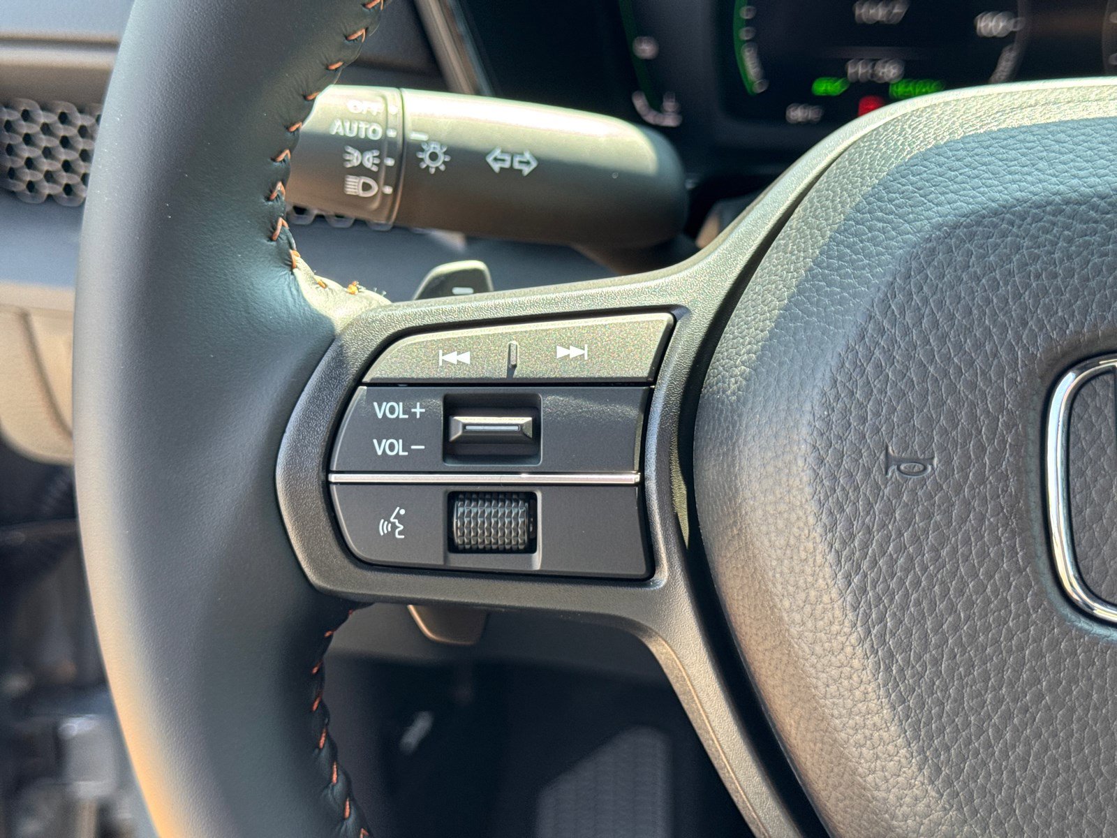 2026 Honda CR-V Hybrid Sport-L photo 17