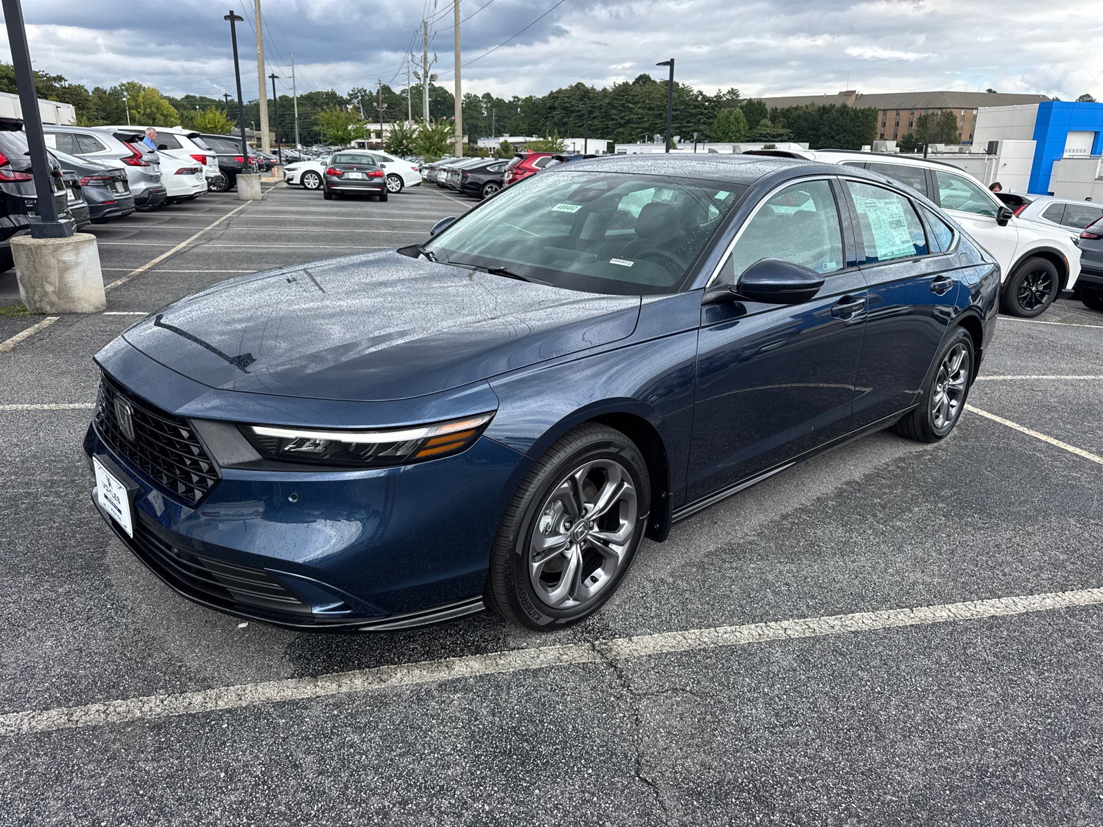 2025 Honda Accord Hybrid EX-L photo 3