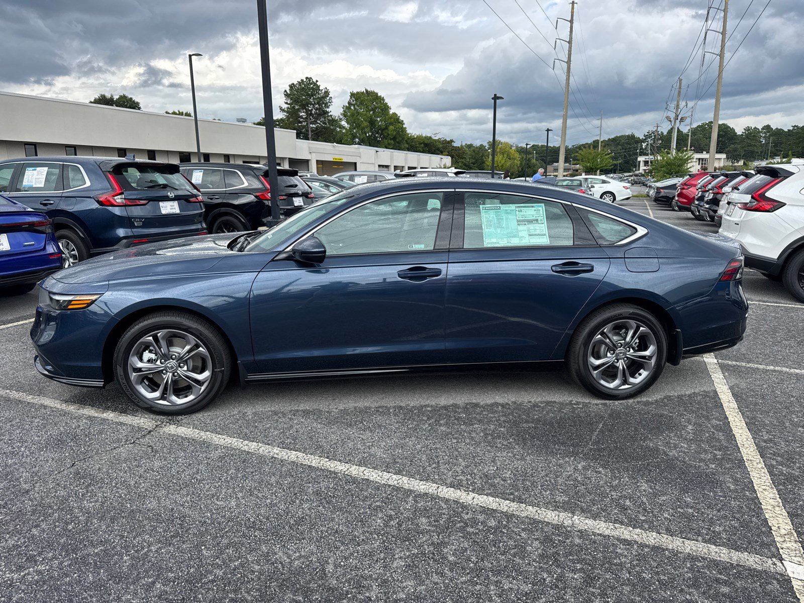 2025 Honda Accord Hybrid EX-L photo 4