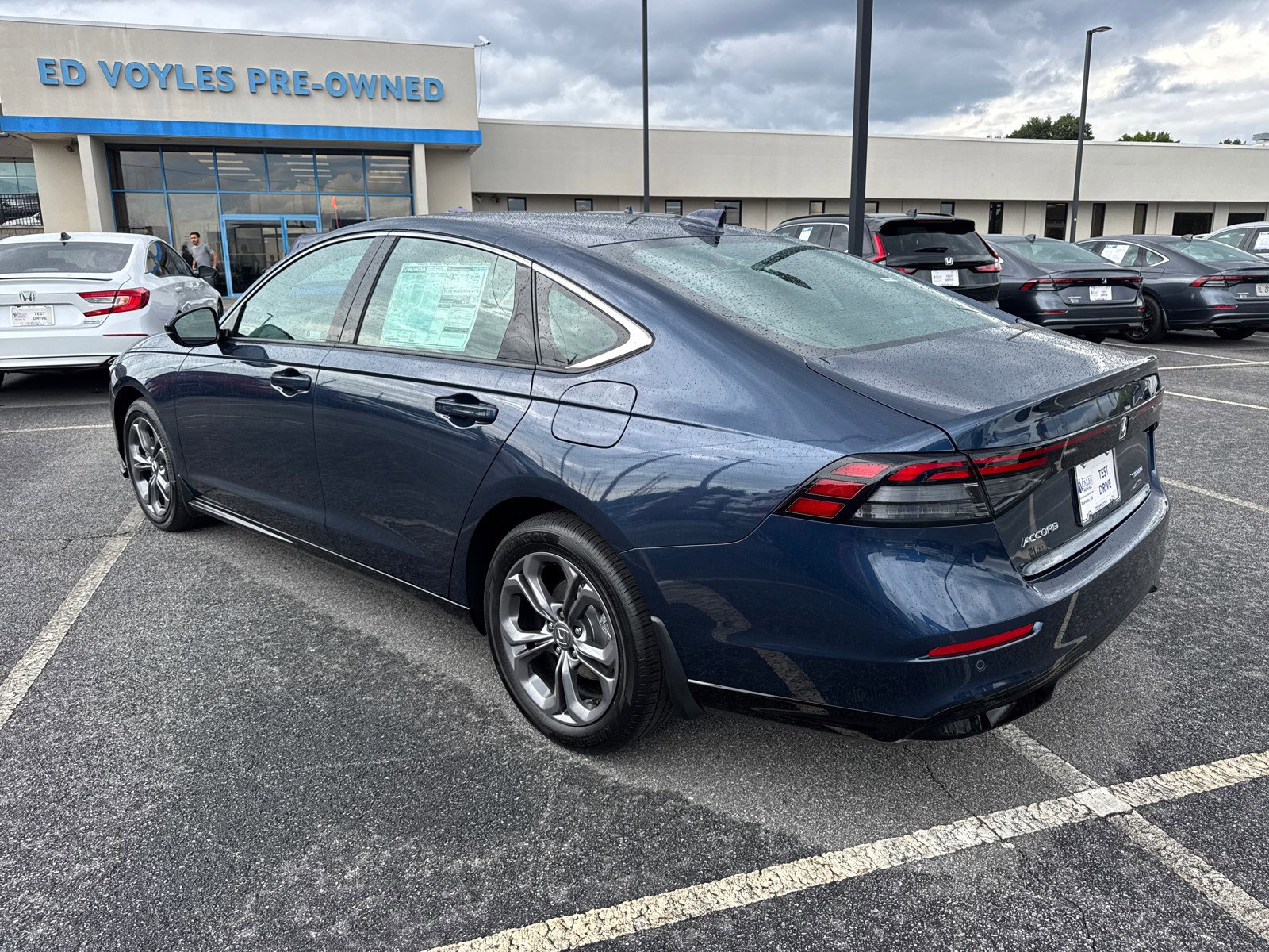 2025 Honda Accord Hybrid EX-L photo 5