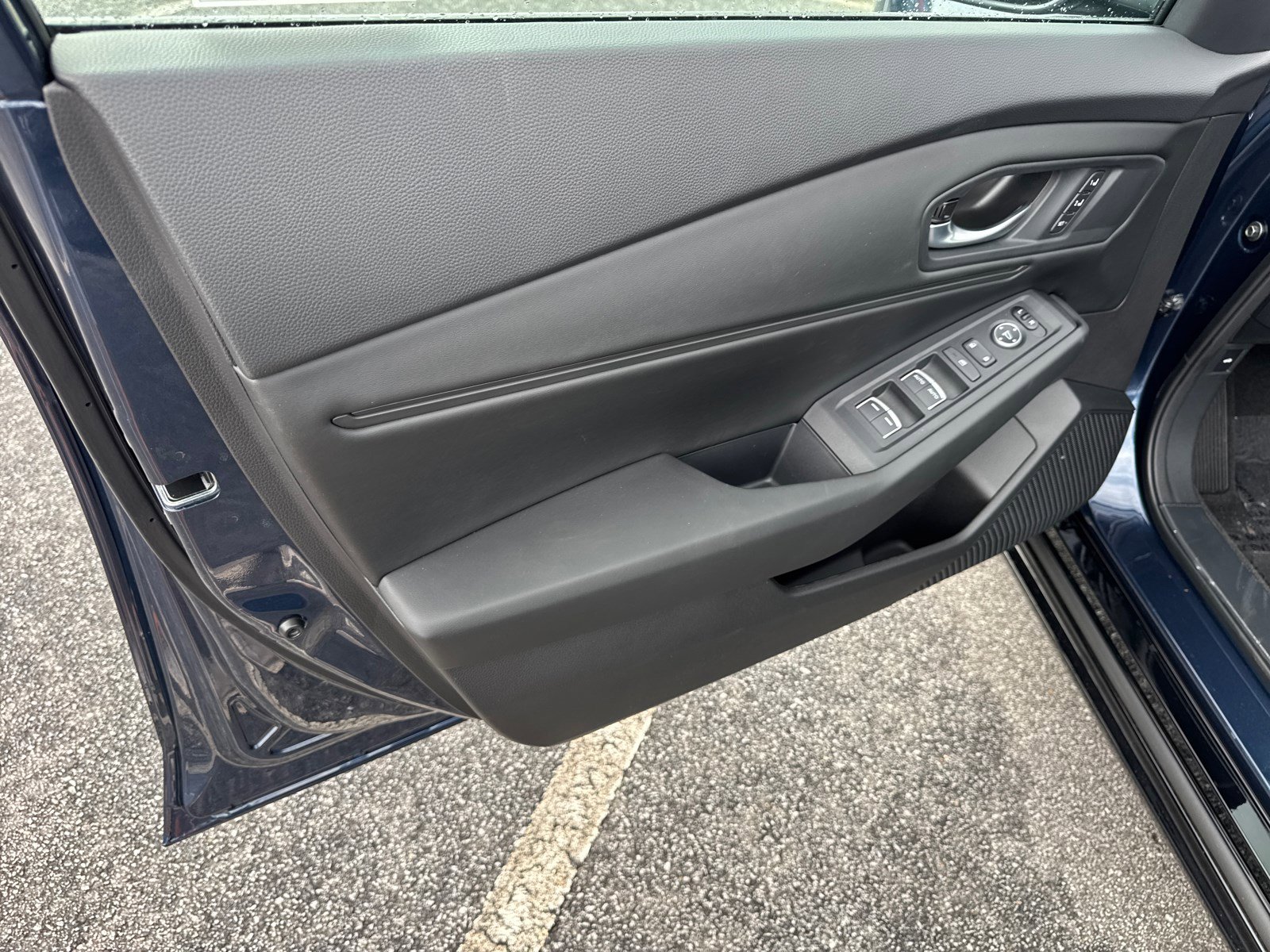 2025 Honda Accord Hybrid EX-L photo 10
