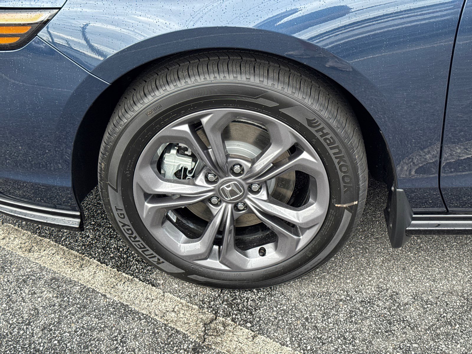 2025 Honda Accord Hybrid EX-L photo 11