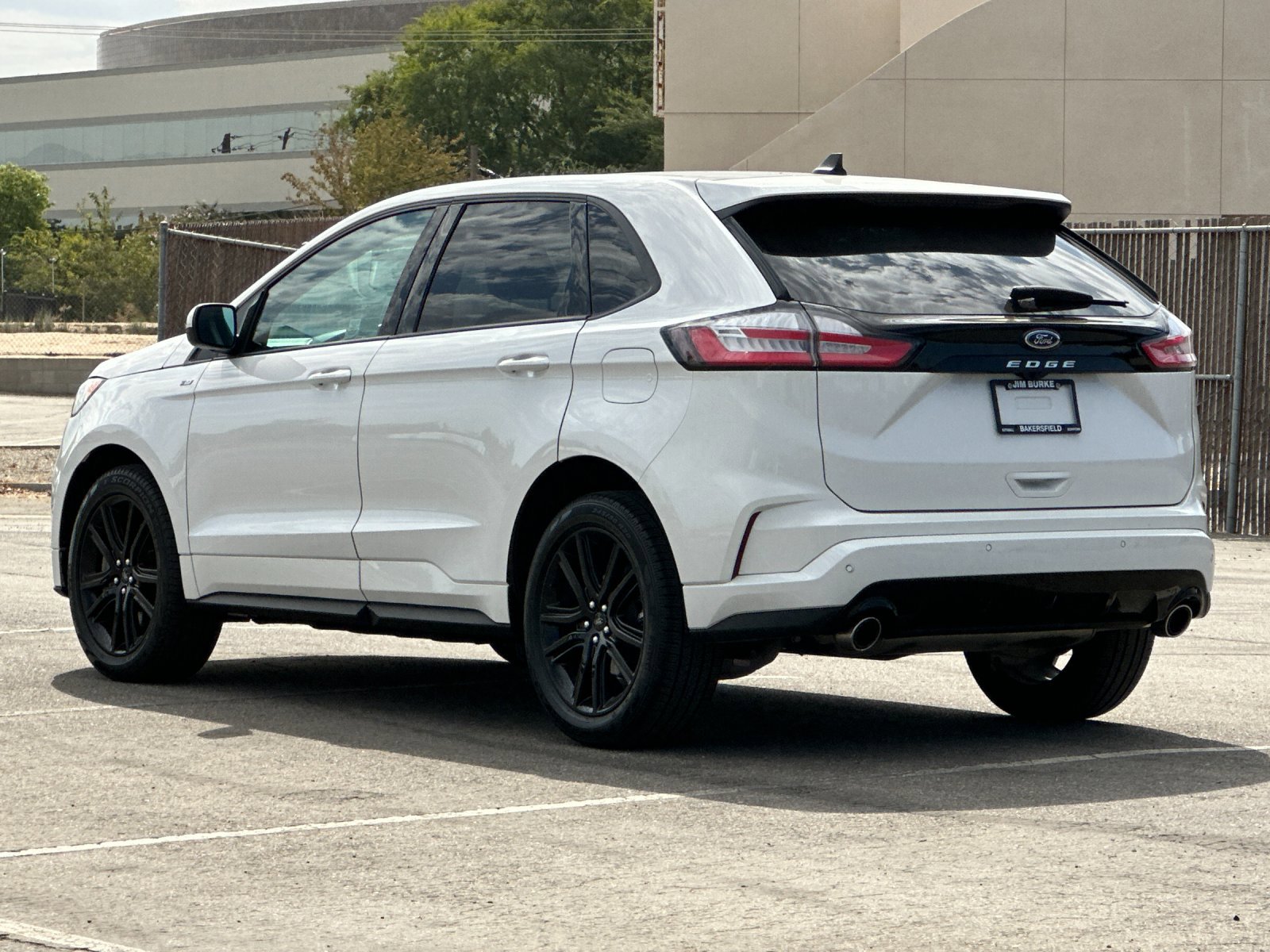 2021 Ford Edge ST-Line photo 2