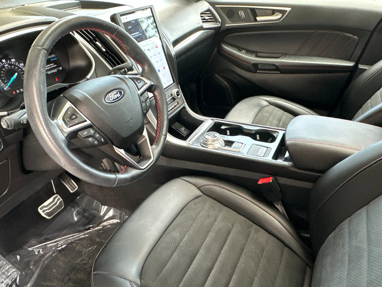 2021 Ford Edge ST-Line photo 6