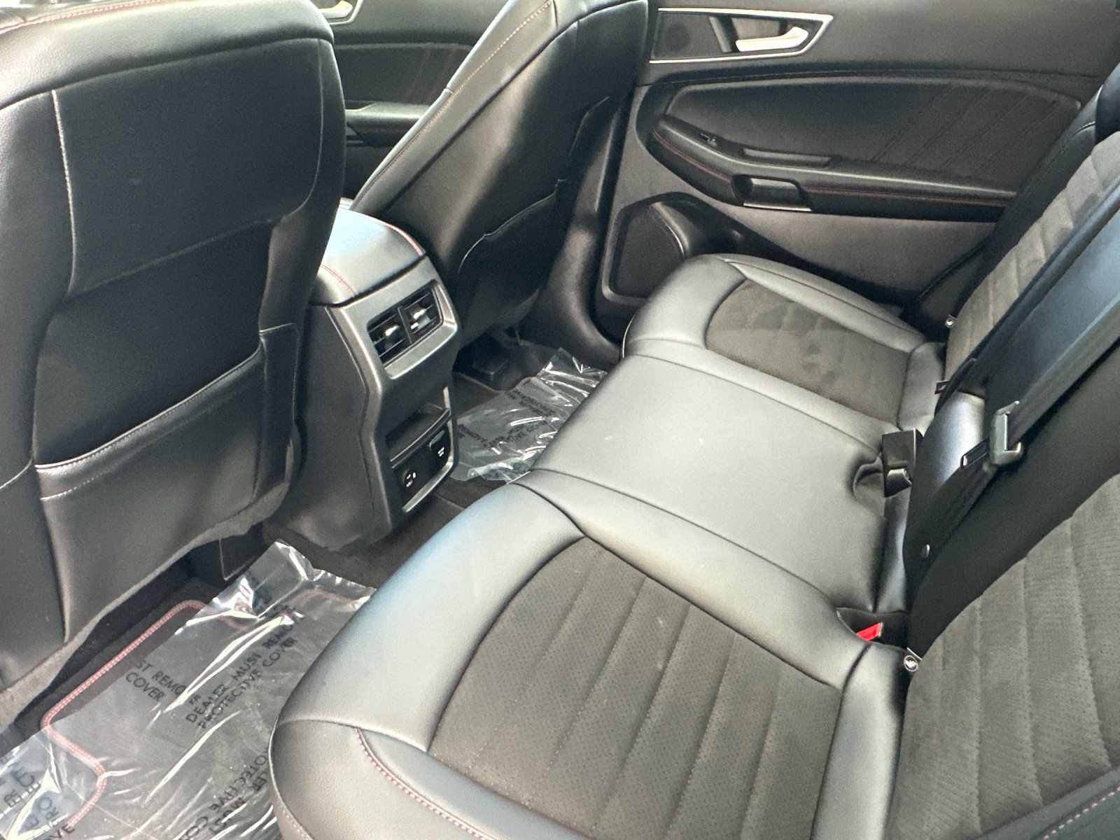 2021 Ford Edge ST-Line photo 8