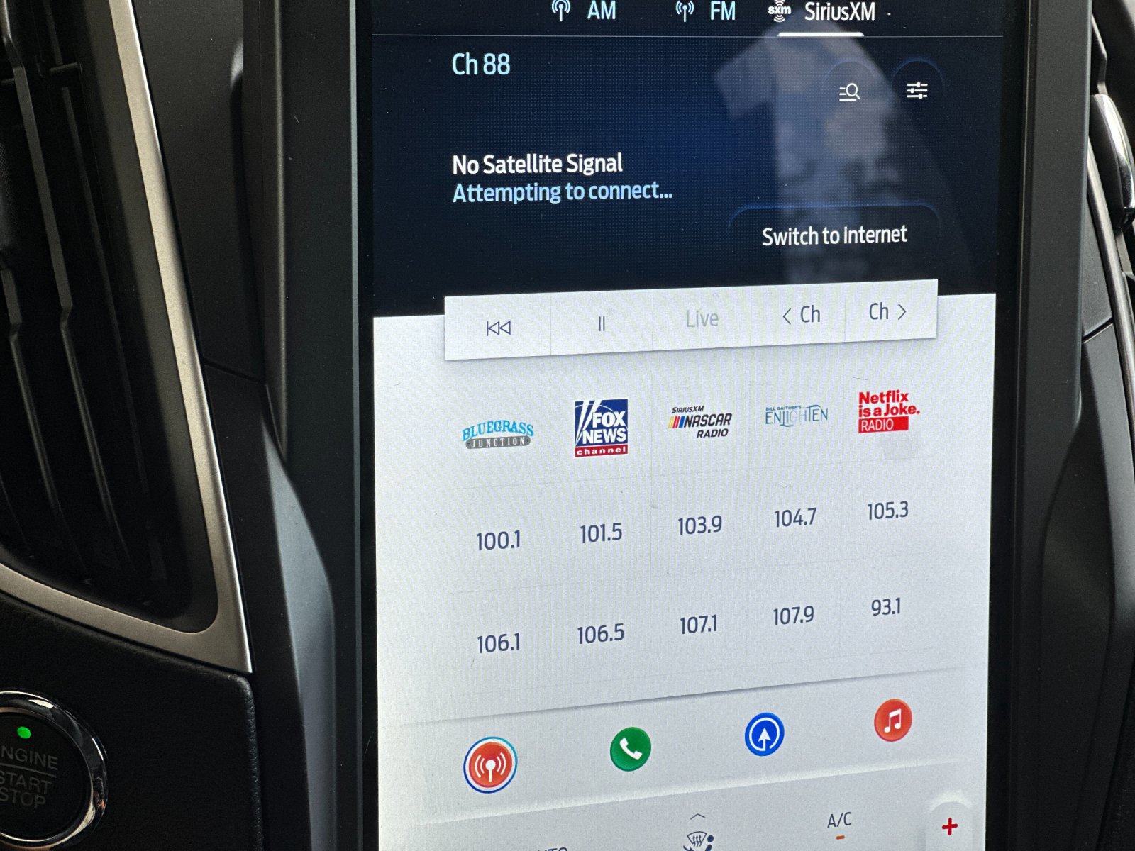 2021 Ford Edge ST-Line photo 14