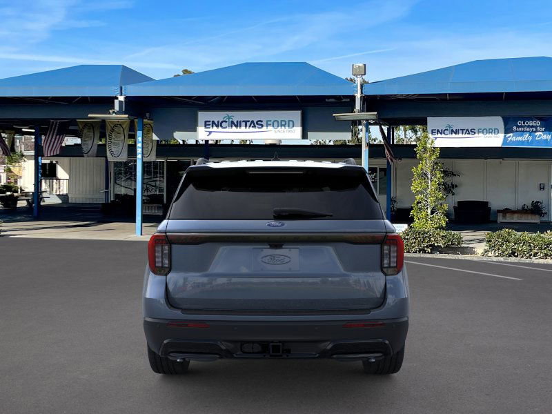 2025 Ford Explorer ST-Line photo 3