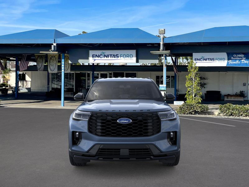 2025 Ford Explorer ST-Line photo 4