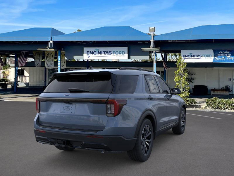 2025 Ford Explorer ST-Line photo 6