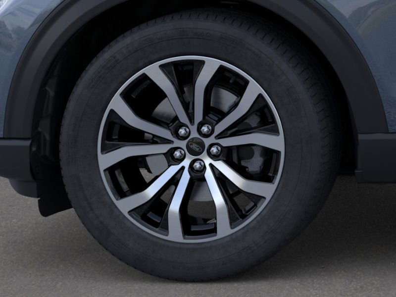 2025 Ford Explorer ST-Line photo 16