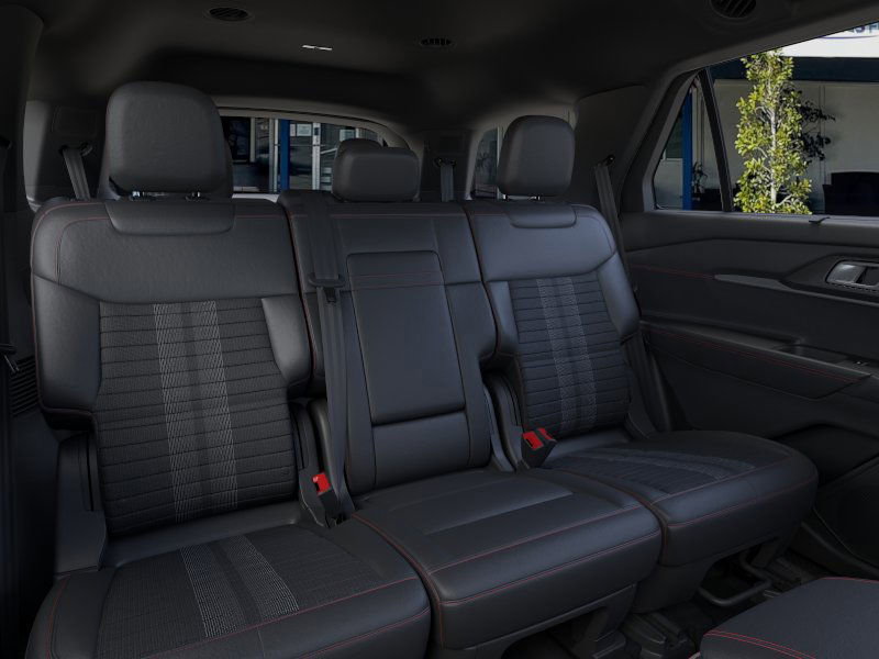 2025 Ford Explorer ST-Line photo 9