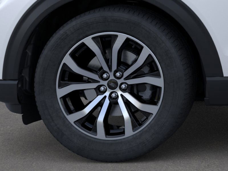 2025 Ford Explorer ST-Line photo 16