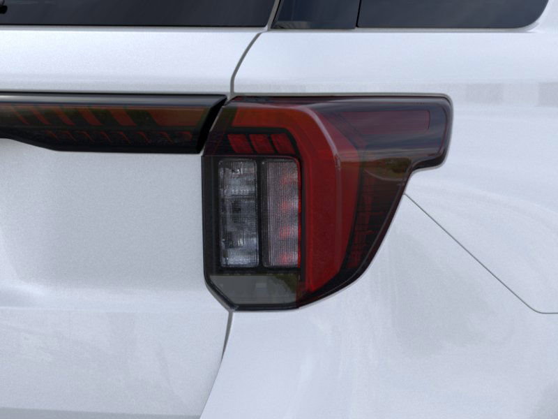 2025 Ford Explorer ST-Line photo 18