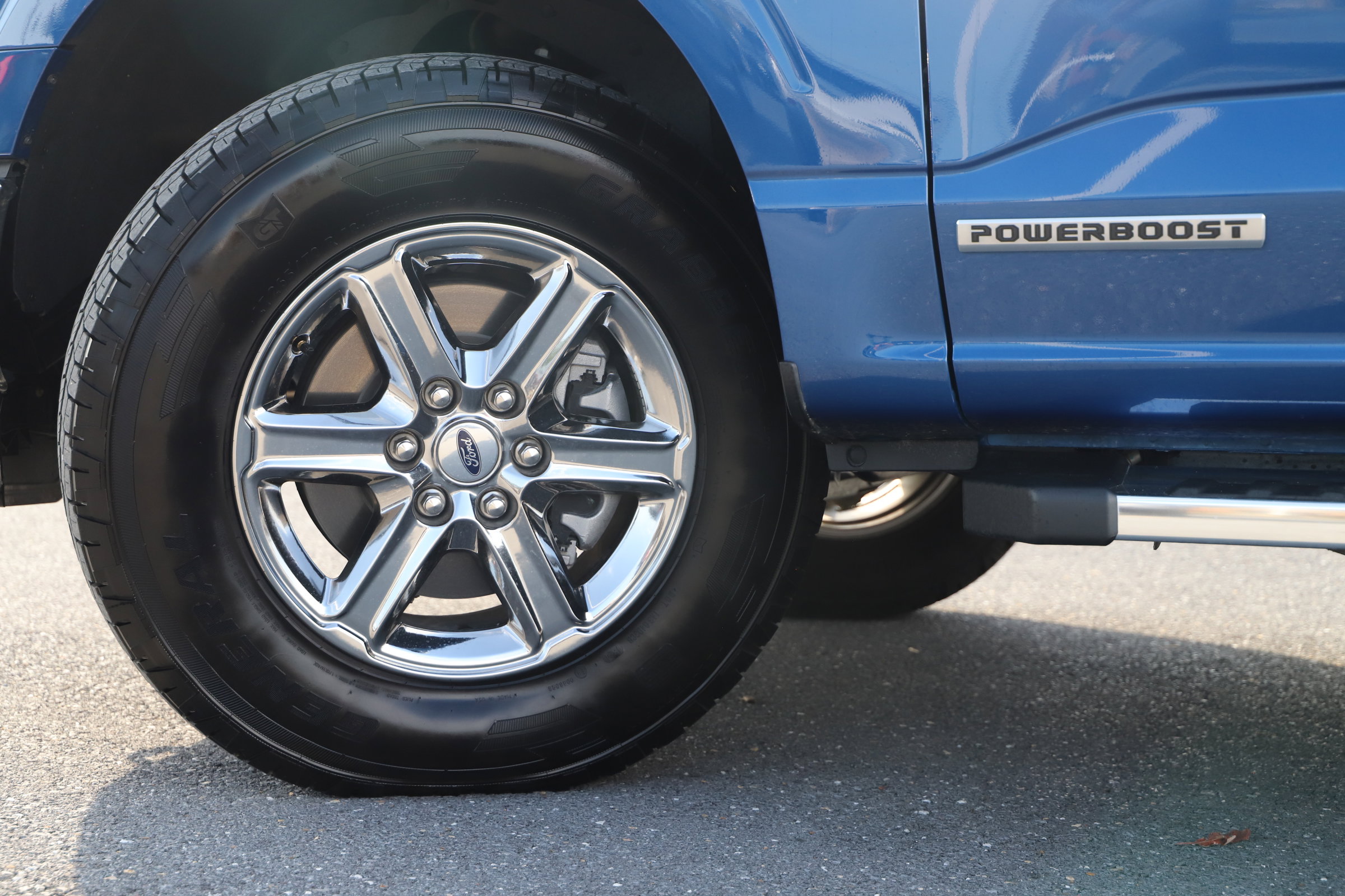 2024 Ford F-150 XLT photo 3