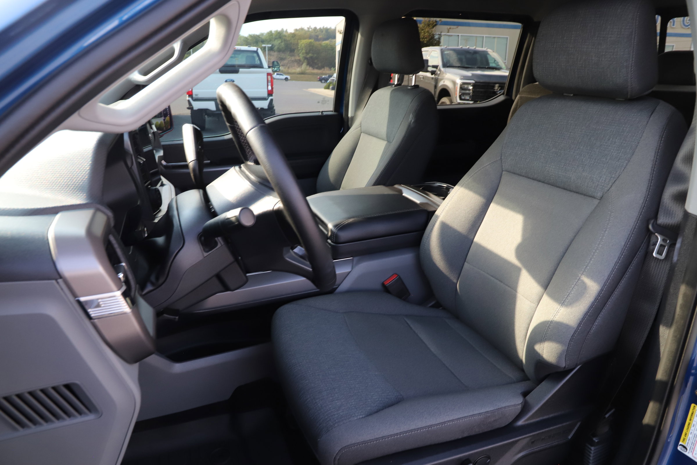 2024 Ford F-150 XLT photo 17