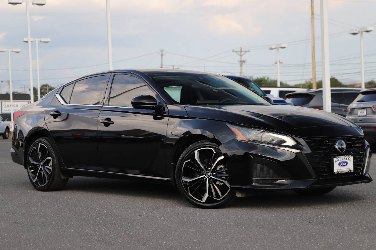 2024 Nissan Altima SR