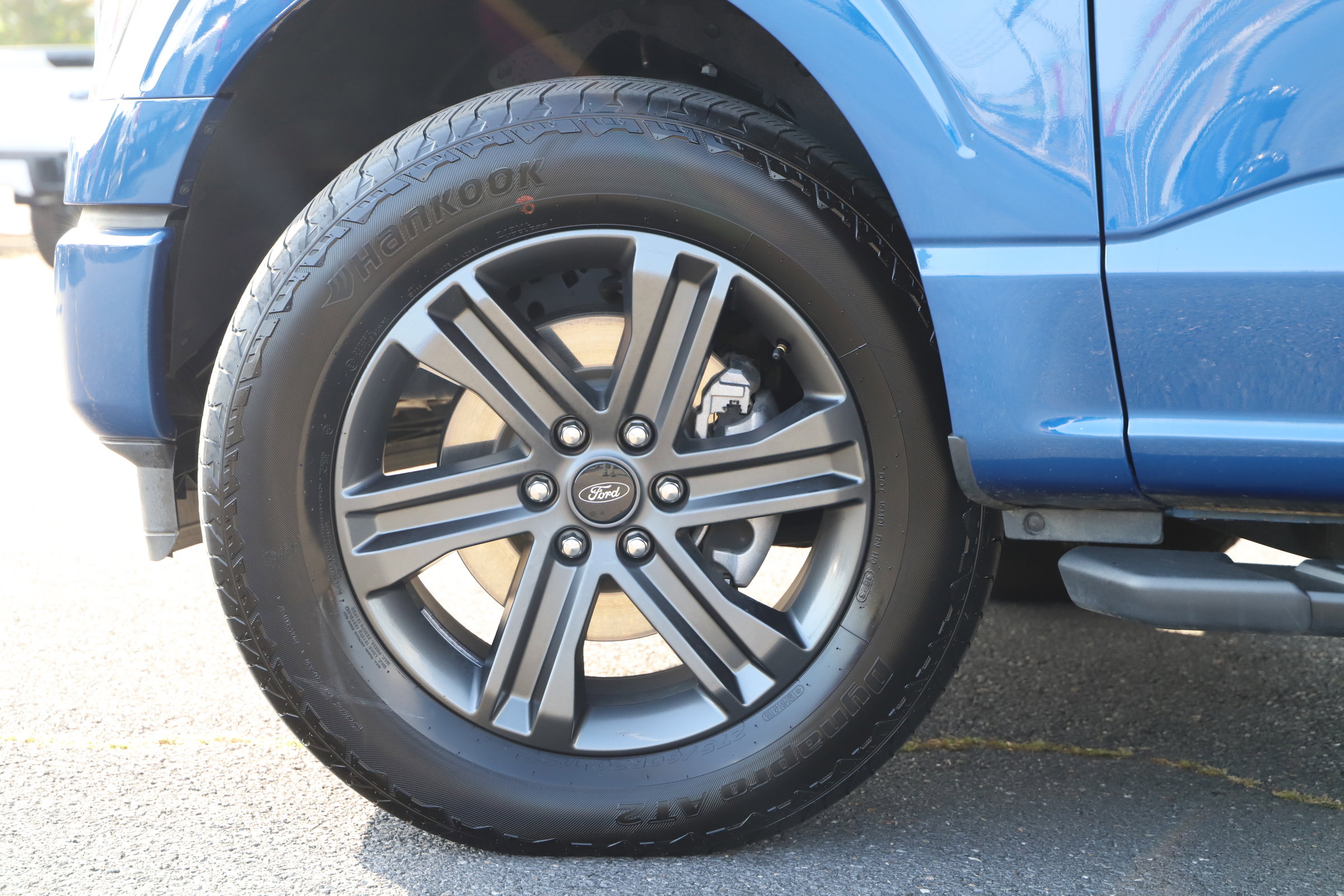 2023 Ford F-150 XLT photo 3