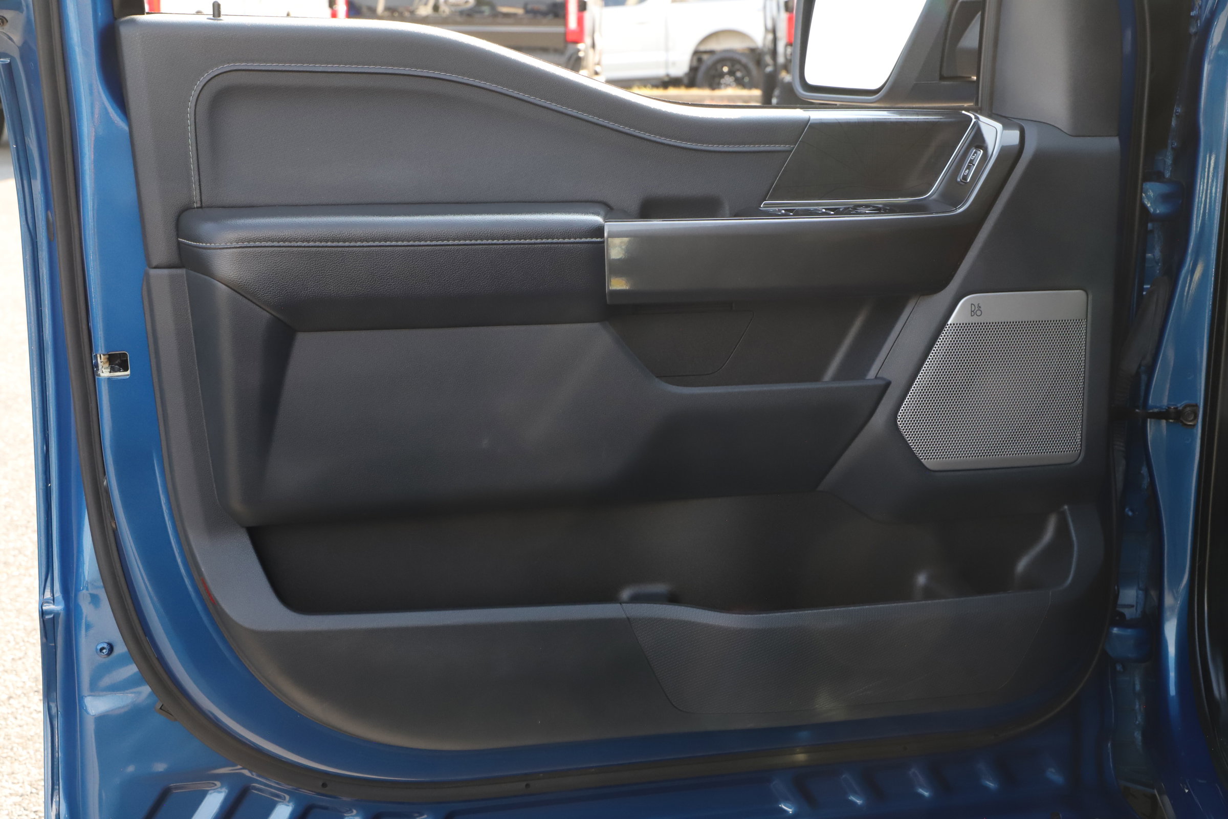 2023 Ford F-150 XLT photo 17