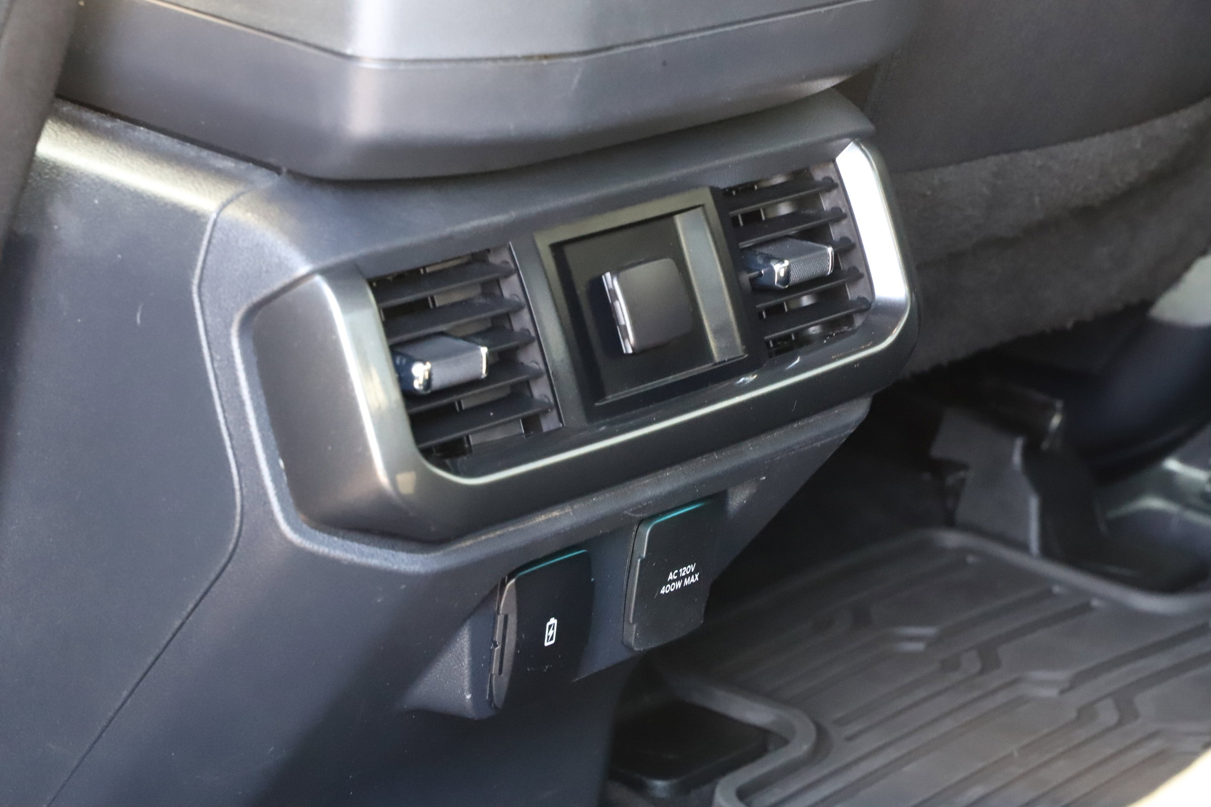2023 Ford F-150 XLT photo 21
