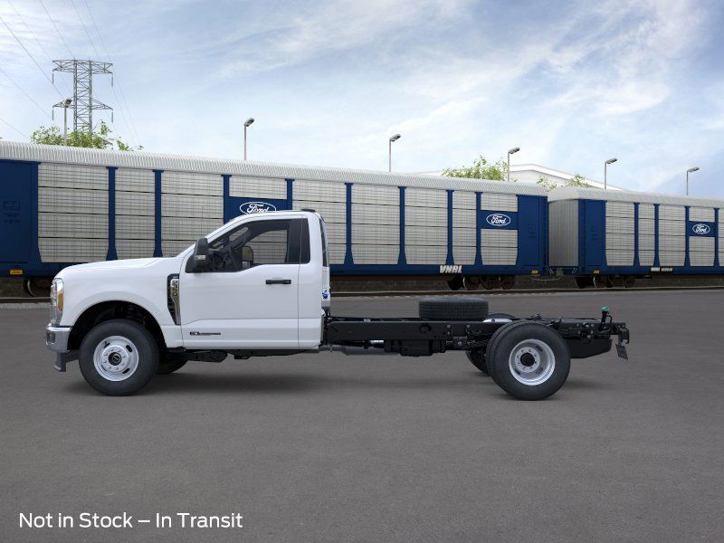 2026 Ford F-350 XLT photo 5
