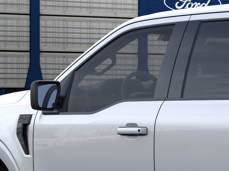 2025 Ford F-150 XLT photo 16