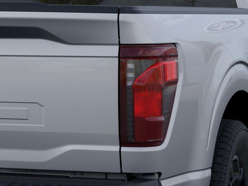 2025 Ford F-150 XLT photo 17