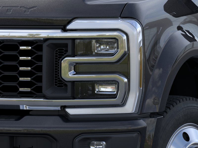 2026 Ford F-450 Platinum photo 12