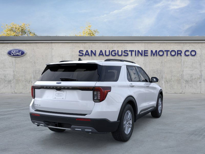 2025 Ford Explorer photo 6