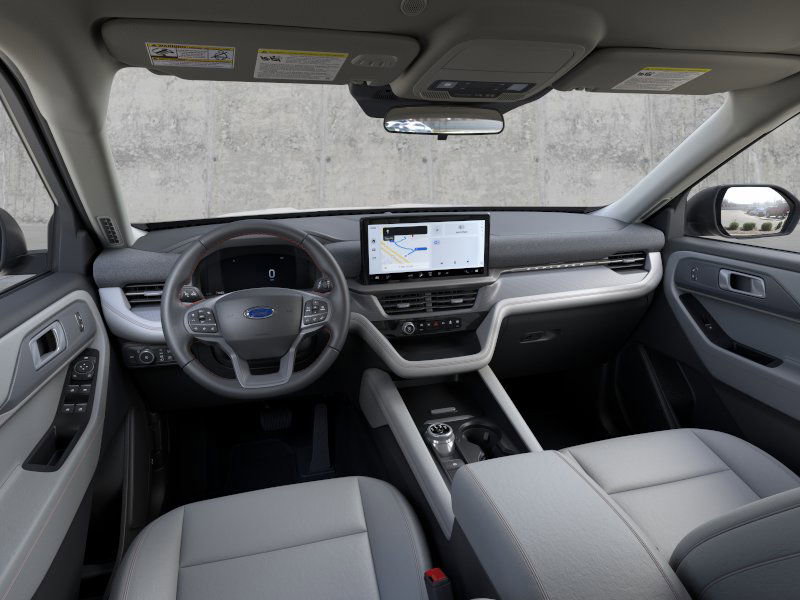 2025 Ford Explorer photo 7