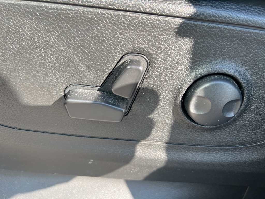 2025 Ram 1500 Big Horn Lone Star photo 9