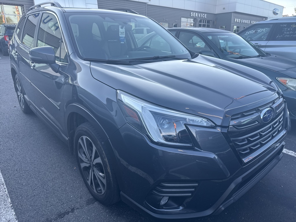 2022 Subaru Forester Limited photo 2