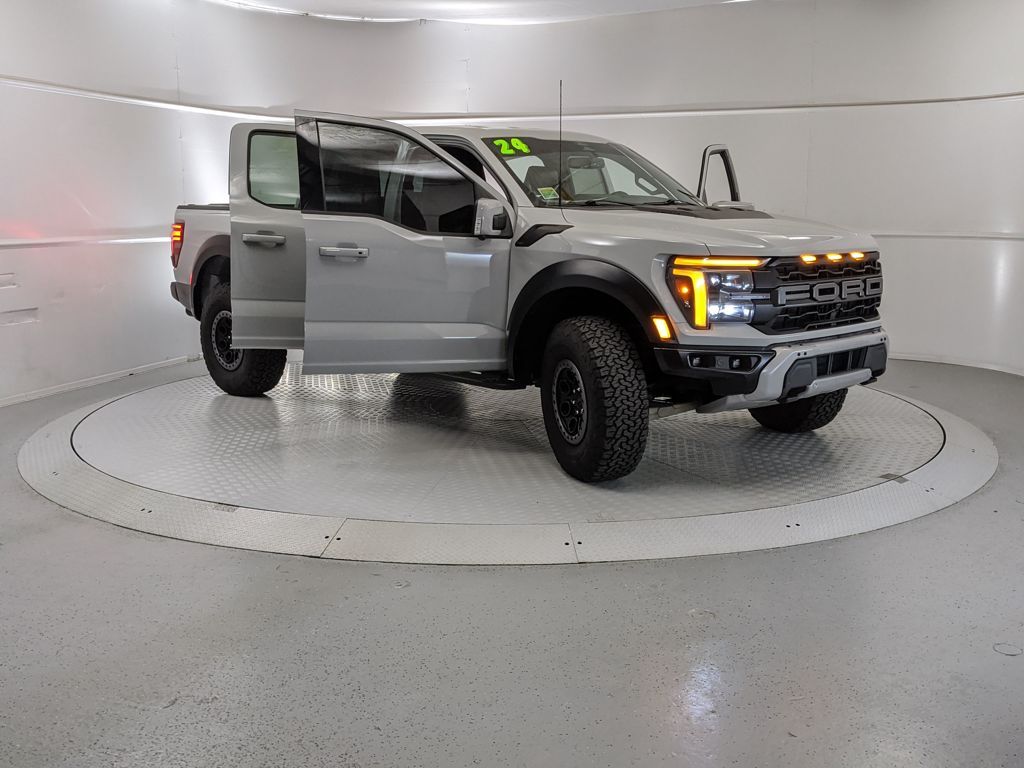 2024 Ford F-150 Raptor photo 3