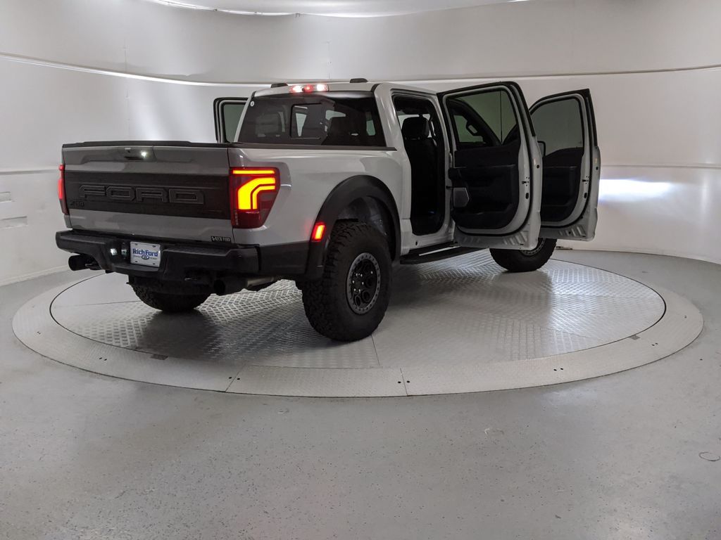 2024 Ford F-150 Raptor photo 4