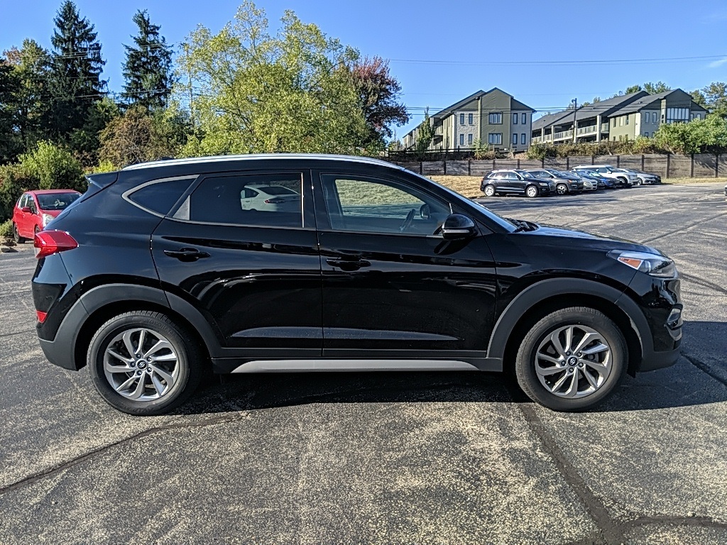 2018 Hyundai Tucson SEL Plus photo 3