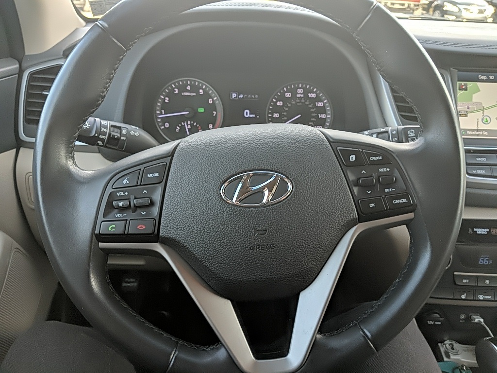 2018 Hyundai Tucson SEL Plus photo 10