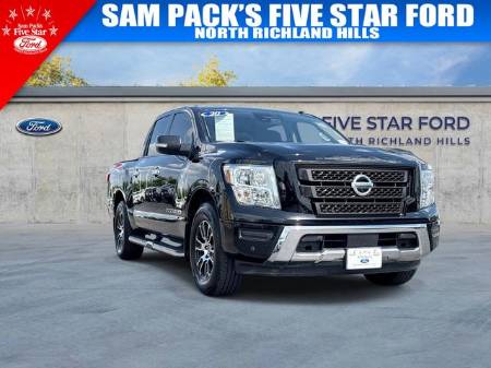 2020 Nissan Titan SV