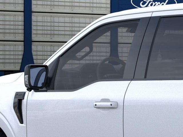 2025 Ford F-150 XLT photo 19