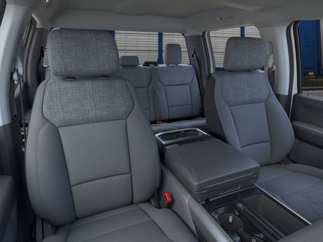 2025 Ford F-150 XLT photo 7