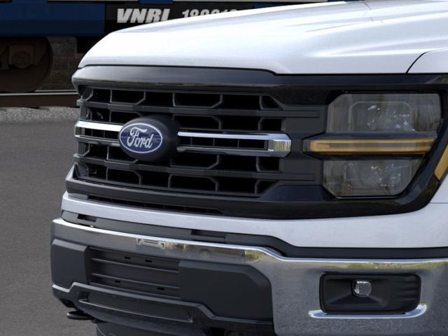 2025 Ford F-150 XLT photo 14