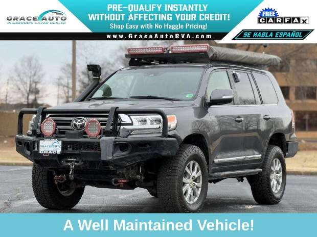2016 Toyota Land Cruiser Base