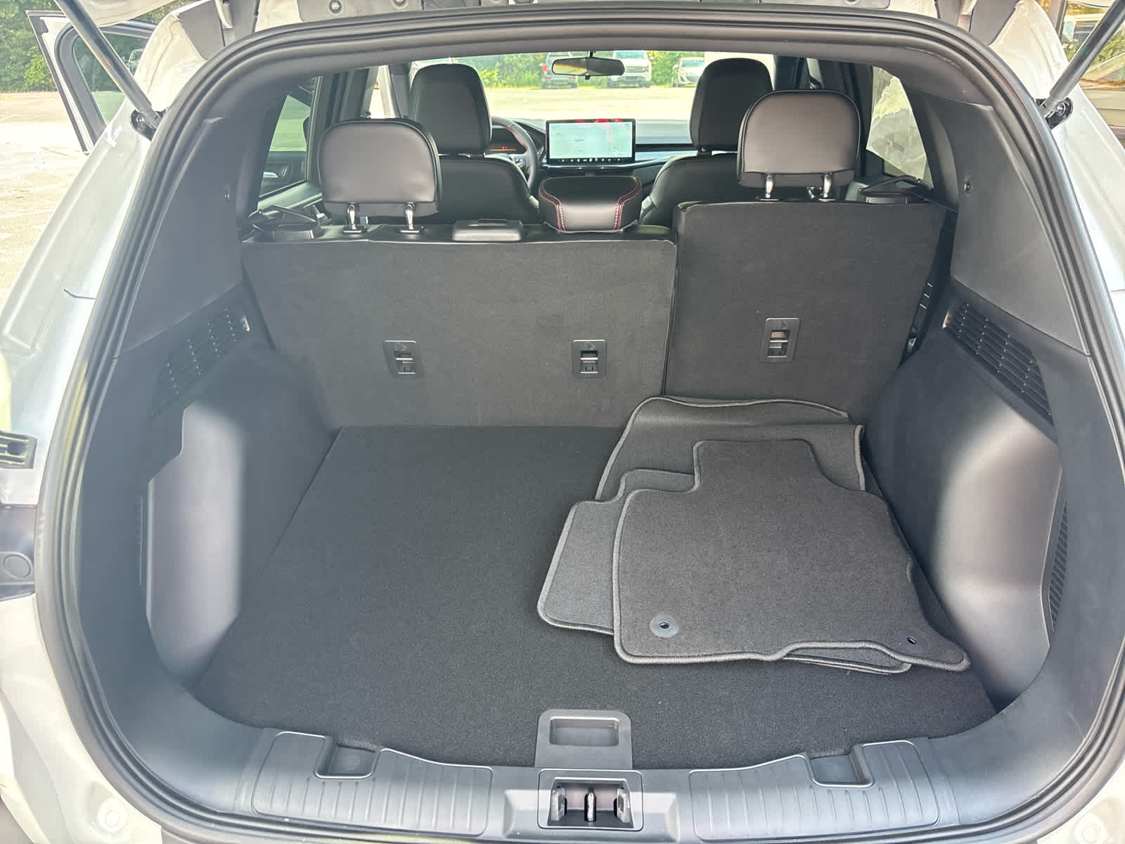 2025 Ford Escape Hybrid ST-Line photo 20