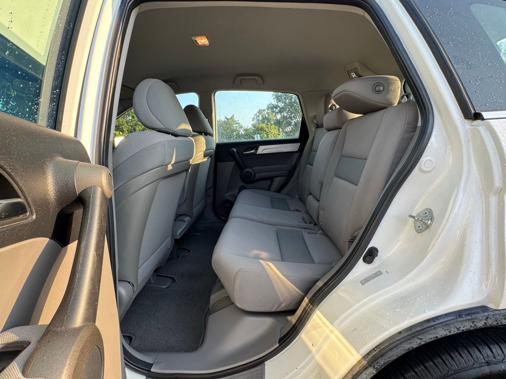 2010 Honda CR-V LX photo 13