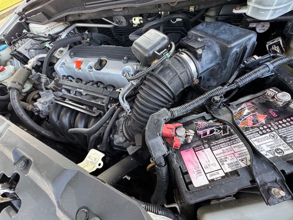 2010 Honda CR-V LX photo 25