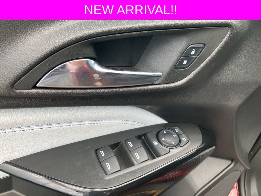 2025 Chevrolet Trax LT photo 16