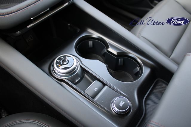 2025 Ford Explorer photo 11
