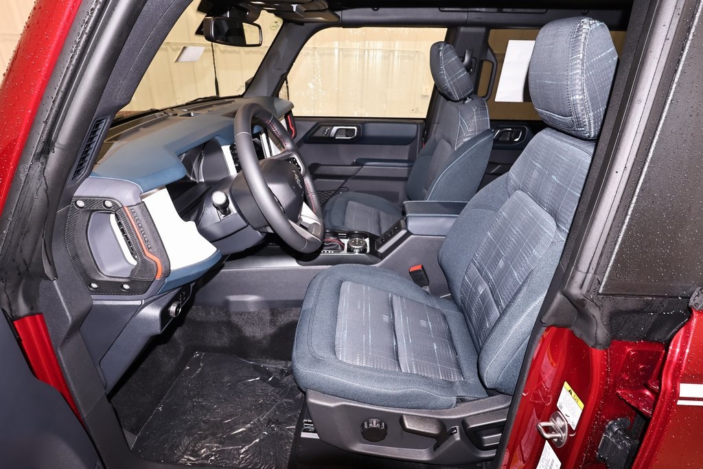 2025 Ford Bronco Heritage First Edition photo 10