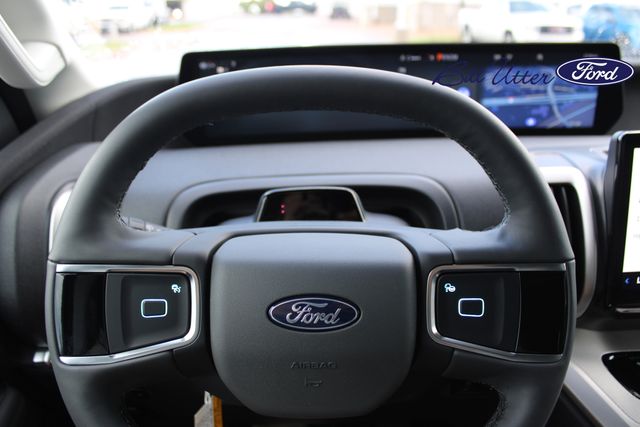 2025 Ford Expedition photo 15