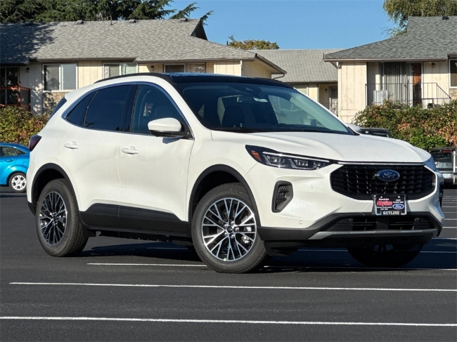 2025 Ford Escape Plug-In Hybrid Base
