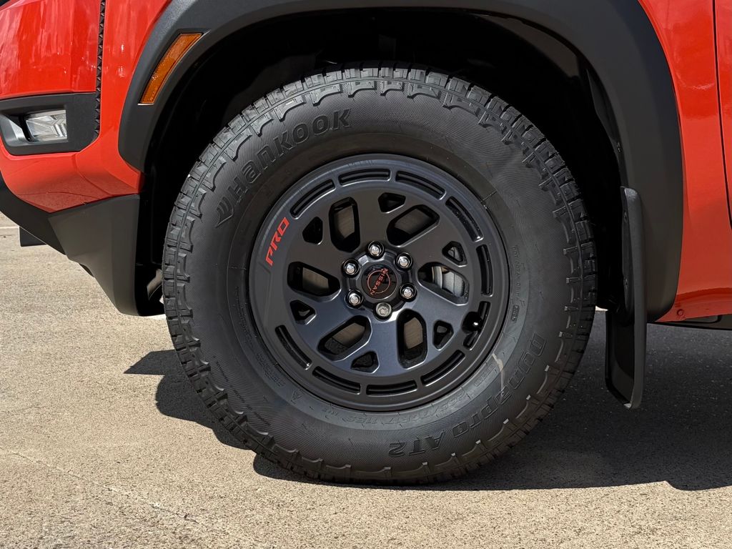 2026 Nissan Frontier PRO-X - Photo 9
