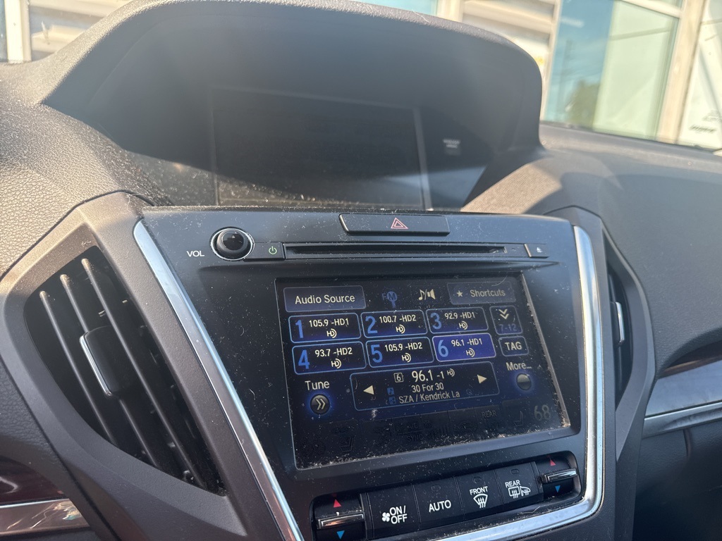 2016 Acura MDX SH-AWD Advance photo 12
